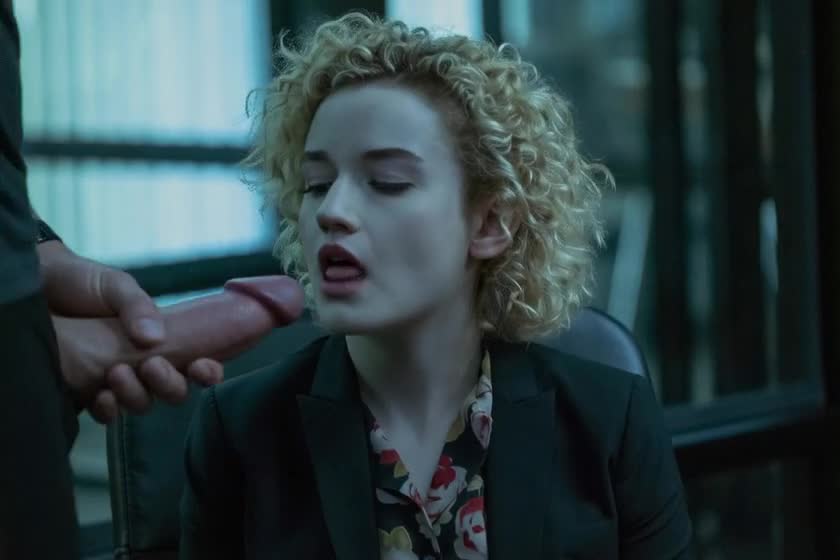 Video thumbnail for Julia Garner AI-Synthesized Video - Nude AI Celebs