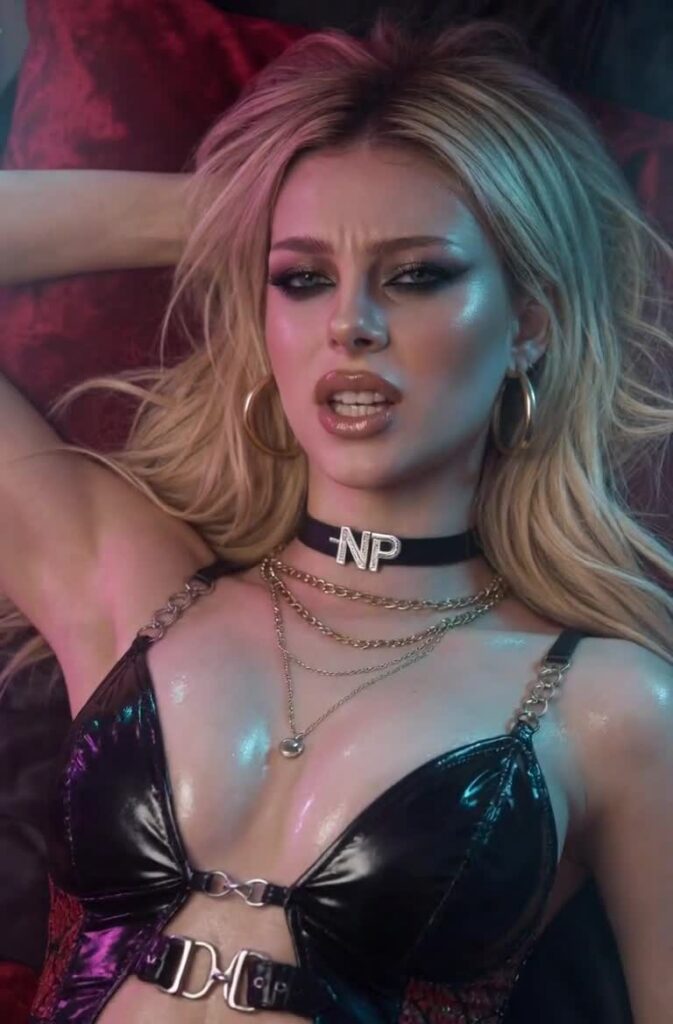Video thumbnail for Nicola Peltz Beckham AI Video Exposed - Nude AI Celebs